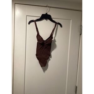 SKIMS Seamless Sculpt Low Back Thong Bodysuit Cocoa Brown XS BD-THG-3371